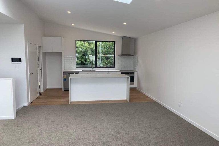 Photo of property in 18u2 Oriental Terrace, Oriental Bay, Wellington, 6011