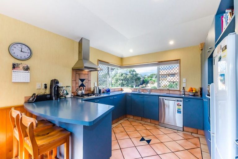 Photo of property in 23 Kotuku Drive, Paraparaumu Beach, Paraparaumu, 5032