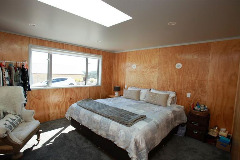 Photo of property in 5 Rankin Rise, Lake Tekapo, 7999