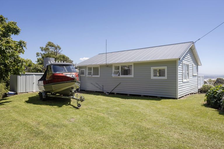 Photo of property in 6 Bride Street, Moeraki, 9482