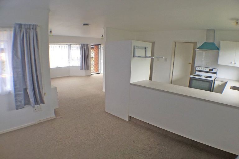 Photo of property in 2/455 Ferguson Street, Palmerston North, 4410