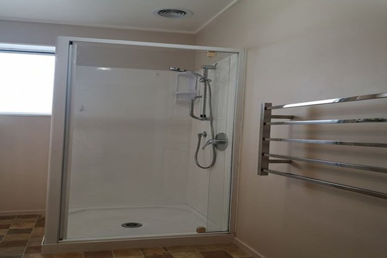 Photo of property in 19f2 Byron Street, Miramar, Wellington, 6022