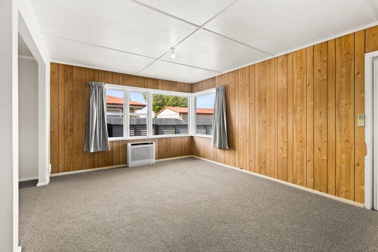 Photo of property in 64 Bill Hercock Street, Pirimai, Napier, 4112