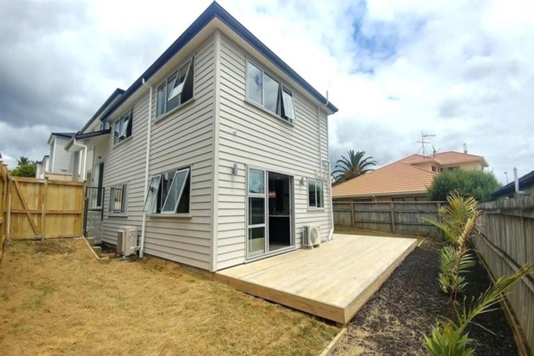 Photo of property in 224a Hill Road, The Gardens, Auckland, 2105
