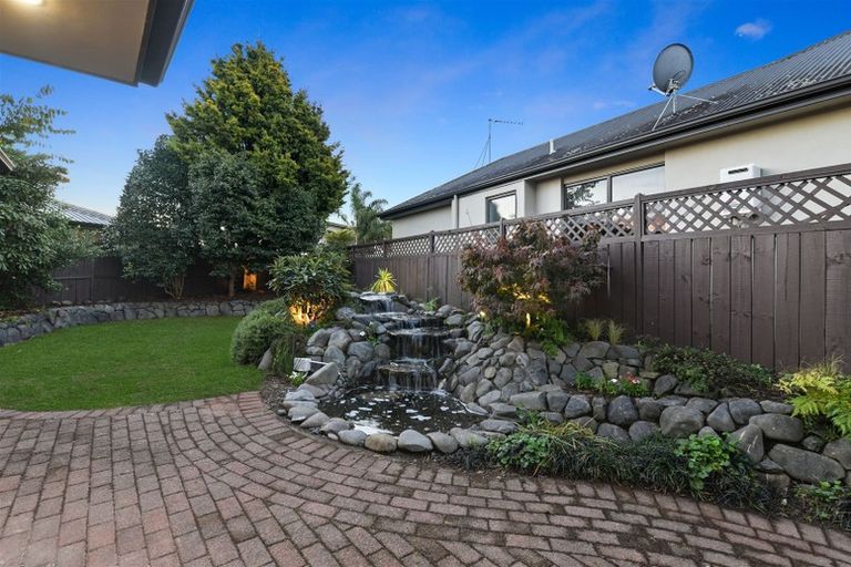 Photo of property in 2 Keswick Crescent, Huntington, Hamilton, 3210