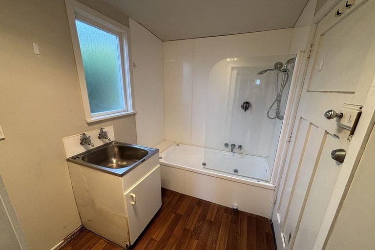 Photo of property in 15 Queens Road, Stepneyville, Nelson, 7010