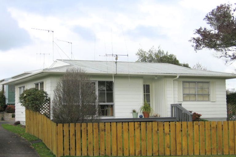 Photo of property in 18a Ridgeway Place, Glenview, Hamilton, 3206