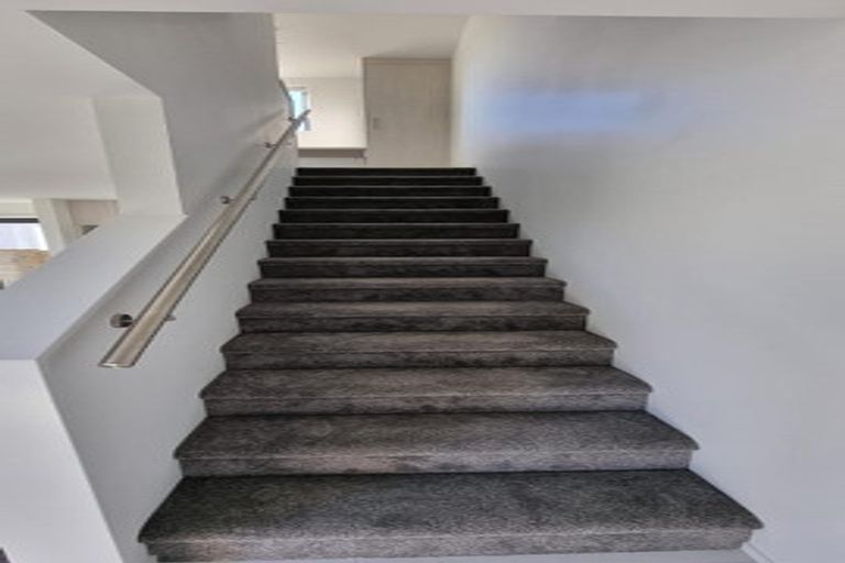 Photo of property in 1/81 Kervil Avenue, Te Atatu Peninsula, Auckland, 0610