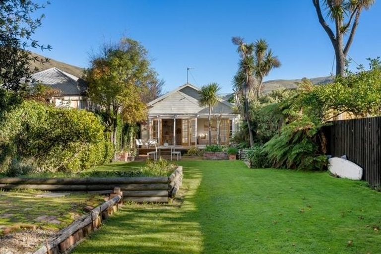 Photo of property in 65 Wiggins Street, Sumner, Christchurch, 8081