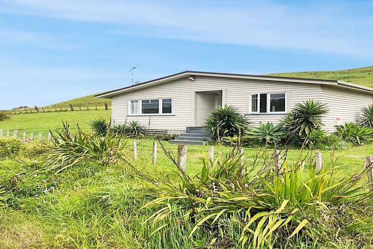 Photo of property in 698 Wainui Road, Wainui, Gisborne, 4010