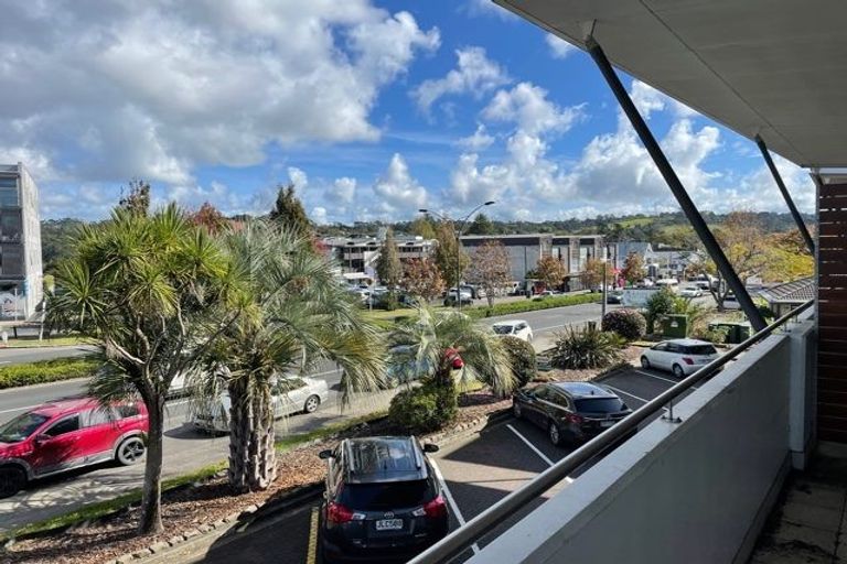 Photo of property in Albany Central, 16a/210 Dairy Flat Highway, Albany, Auckland, 0632