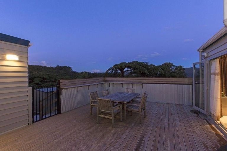 Photo of property in 3 Lone Tree Grove, Kelson, Lower Hutt, 5010