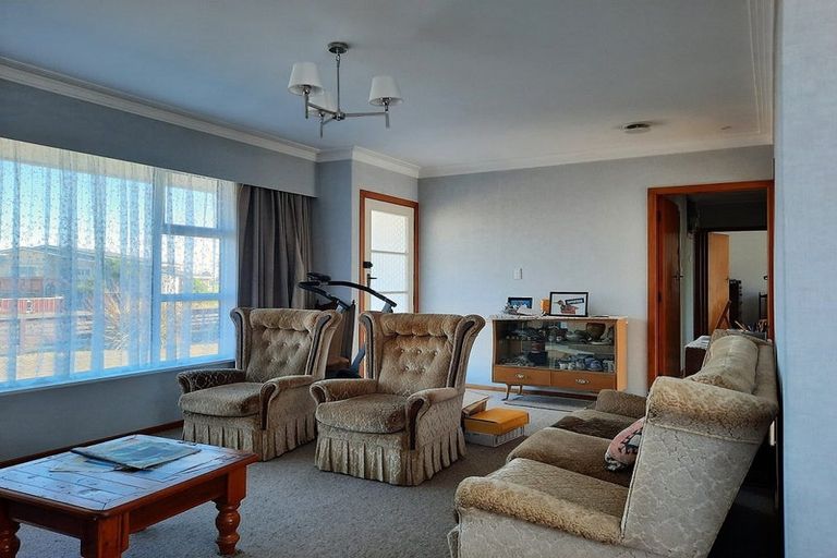 Photo of property in 46 Ramanui Avenue, Hawera, 4610