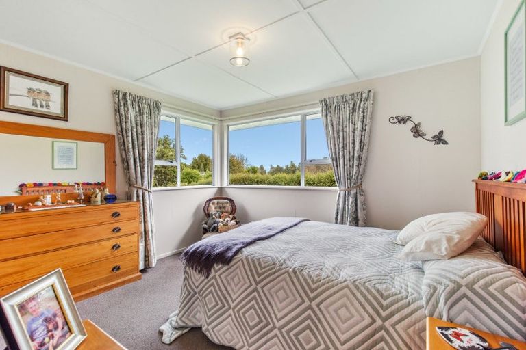 Photo of property in 11 Papaitonga Lake Road, Ohau, Levin, 5570