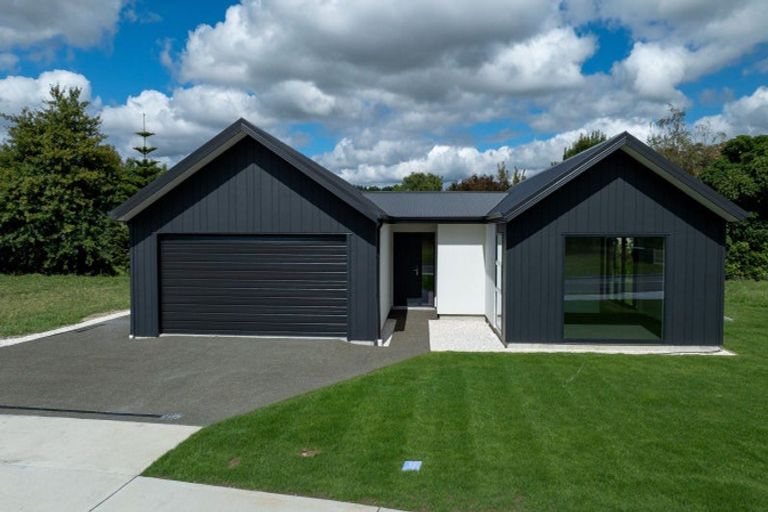 Photo of property in 6 Pyke Place, Wakefield, 7025
