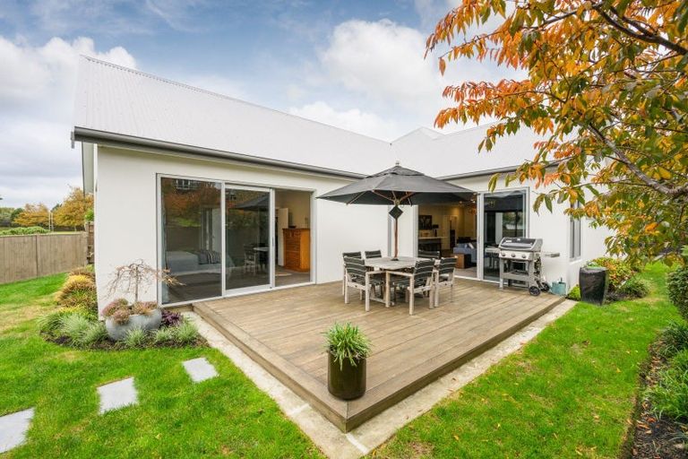 Photo of property in 5 Heritage Place, Terrace End, Palmerston North, 4410