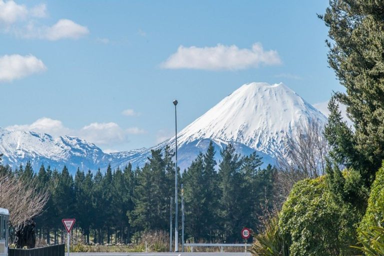 Photo of property in 17 Findlay Street, National Park, Owhango, 3989