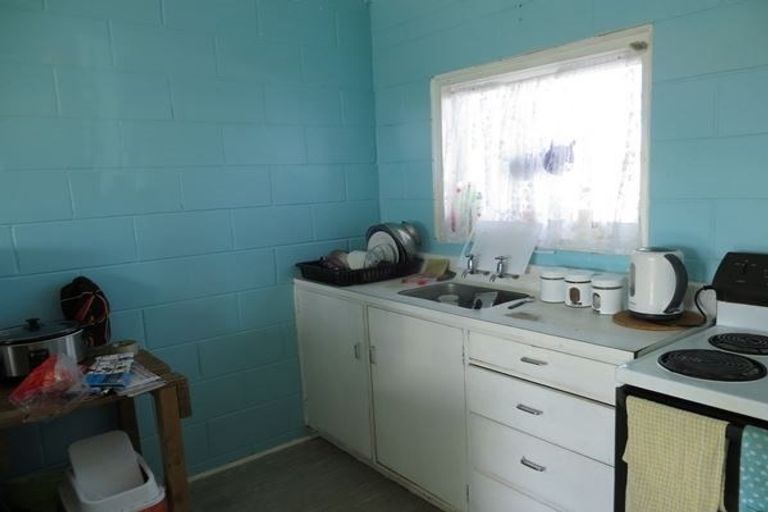 Photo of property in 18 Kent Street, Waiuku, 2123