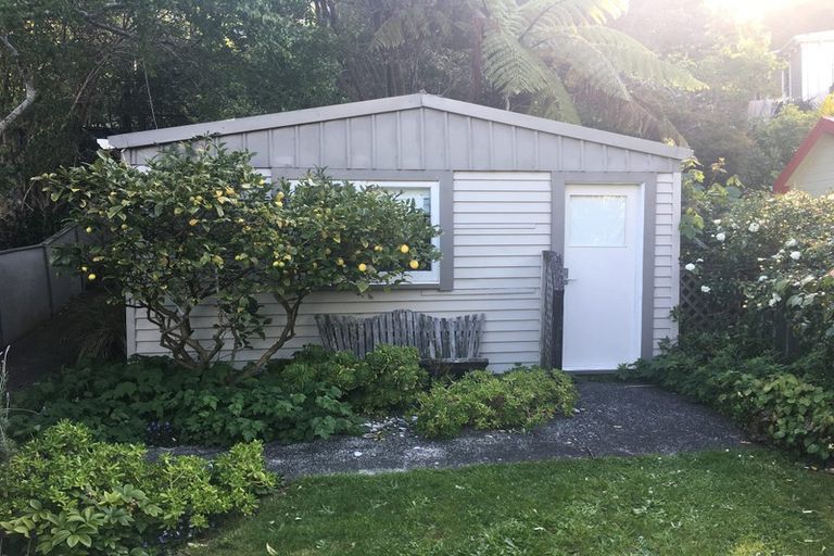 Photo of property in 78 Todman Street, Brooklyn, Wellington, 6021