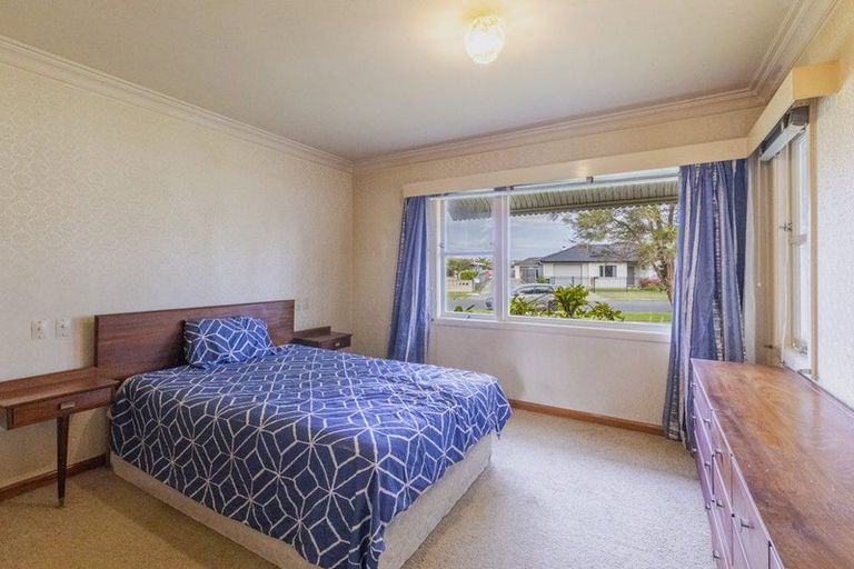 Photo of property in 6 Gebbie Road, Taradale, Napier, 4112