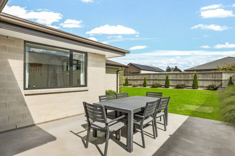 Photo of property in 114 Chinnerys Road, Woodend, 7610