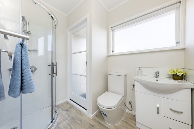 Photo of property in 33a Halsey Road, Manurewa, Auckland, 2102