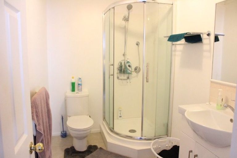 Photo of property in 2/29 Edendale Road, Somerville, Auckland, 2014