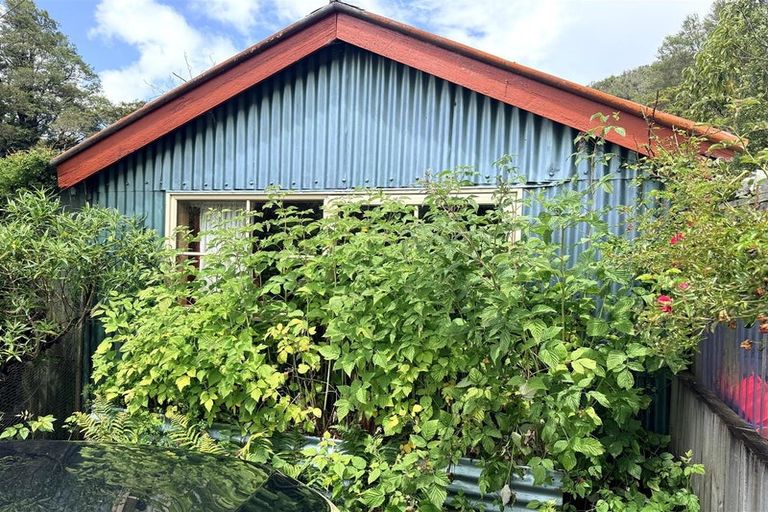 Photo of property in 295 Roa Road, Blackball, 7804