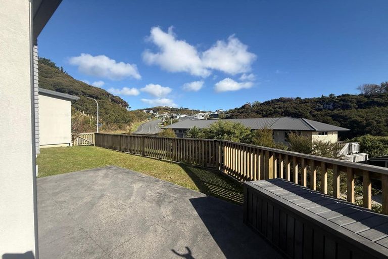 Photo of property in 118 Navigation Drive, Whitby, Porirua, 5024