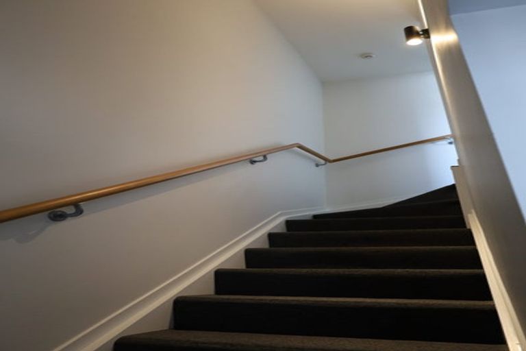 Photo of property in 60 Niu Lane, Te Atatu South, Auckland, 0610