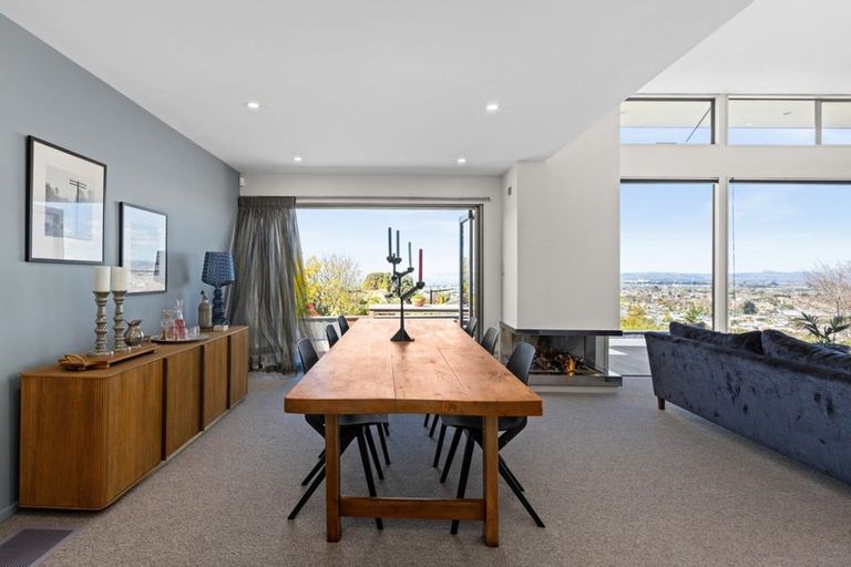 Photo of property in 43 Guys Hill Road, Hospital Hill, Napier, 4110