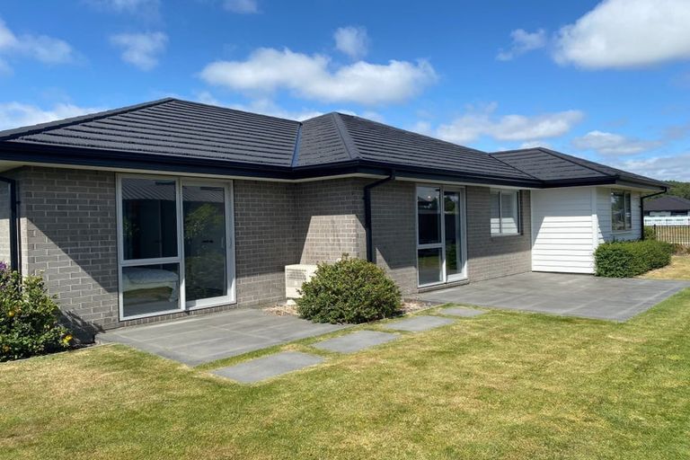 Photo of property in 39 Prestons Park Drive, Marshland, Christchurch, 8083