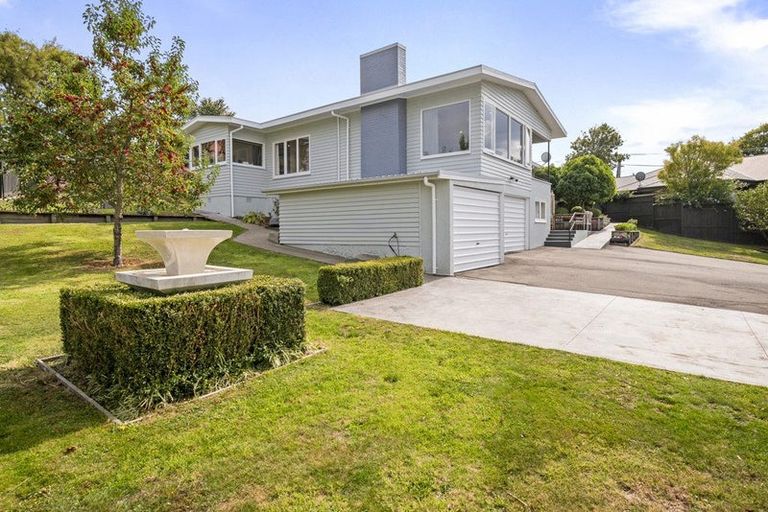 Photo of property in 12 Highfield Road, Feilding, 4702