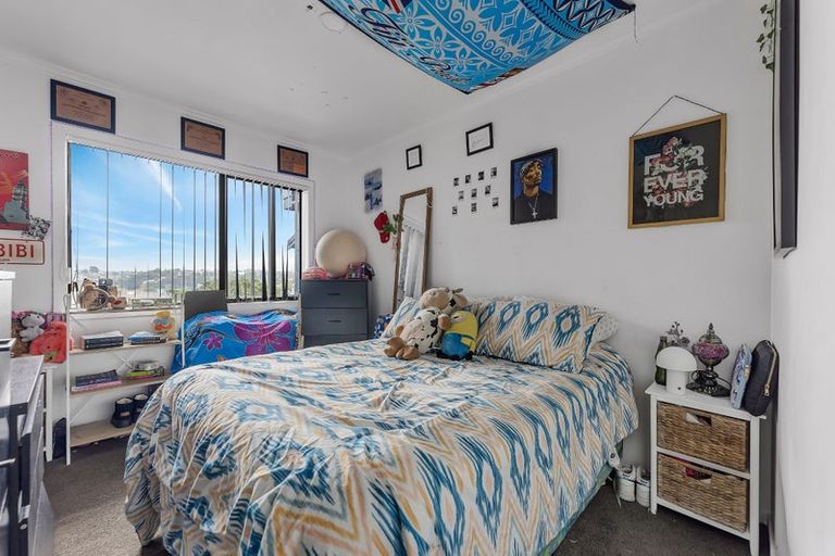 Photo of property in 31 Redwood Drive, Massey, Auckland, 0614