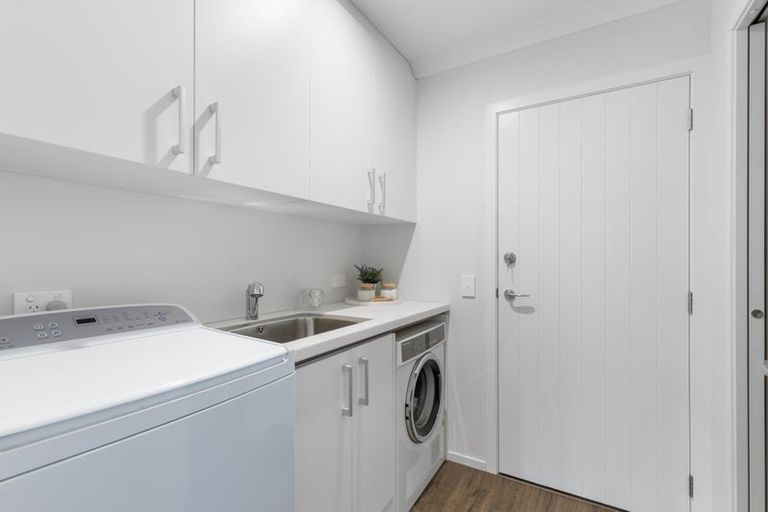 Photo of property in 5 Turnbull Crescent, Wanaka, 9305