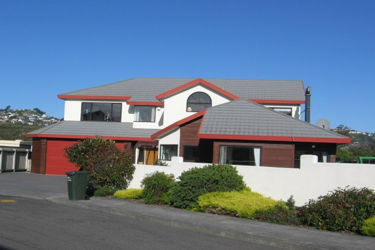 Photo of property in 4 Ashfield Grove, Churton Park, Wellington, 6037
