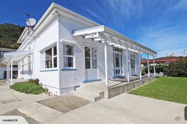Photo of property in 131 Waimea Road, Nelson South, Nelson, 7010