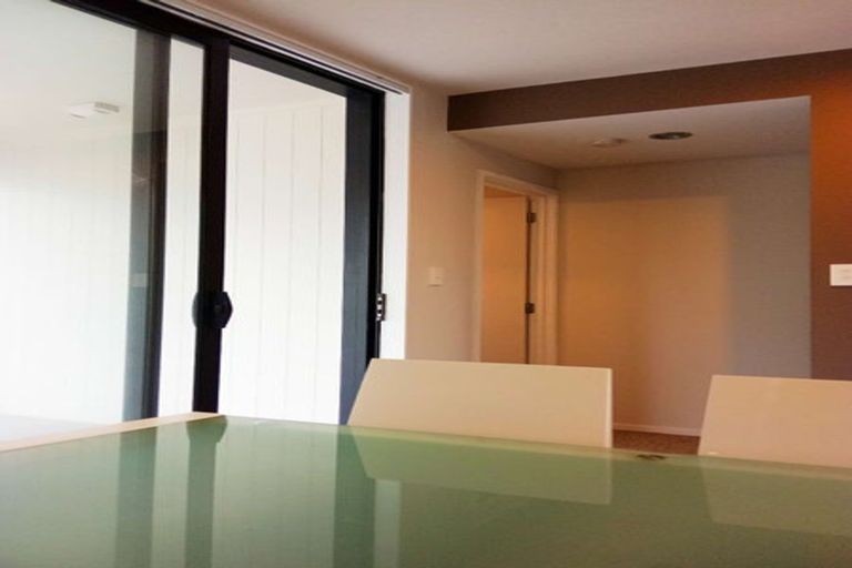 Photo of property in 5/10 Silver Moon Road, Albany Heights, Auckland, 0632