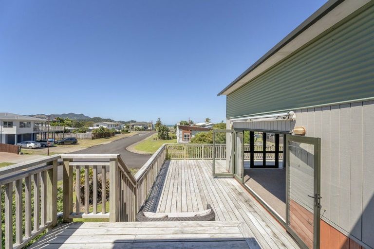 Photo of property in 12 Marlin Street, Whitianga, 3510