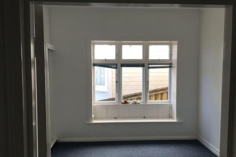 Photo of property in 7 Mcintyre Avenue, Mount Victoria, Wellington, 6011