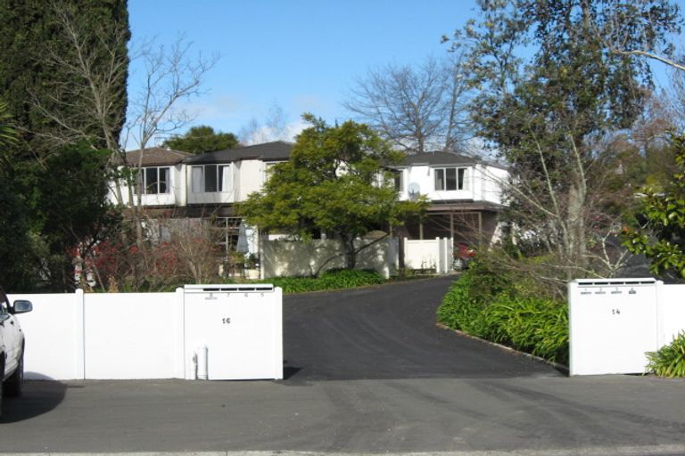 Photo of property in 2/14 Greenwood Road, Havelock North, 4130