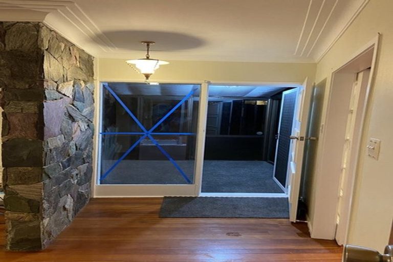 Photo of property in 3 Pedersen Place, Bucklands Beach, Auckland, 2012