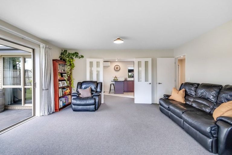 Photo of property in 64 Overbury Crescent, Rolleston, 7614