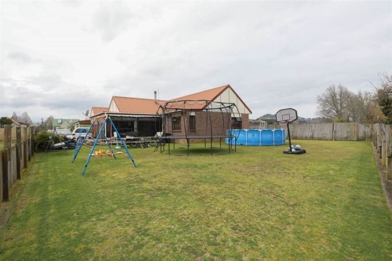 Photo of property in 28f Parry Street, Huntly, 3700