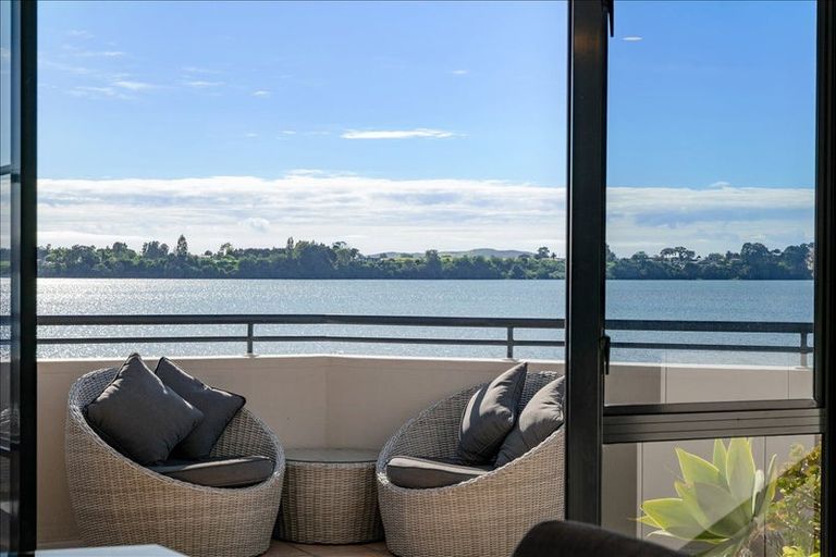Photo of property in 15/2 Sixth Avenue, Tauranga, 3110