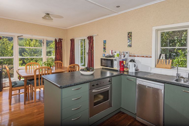 Photo of property in 405 Maunu Road, Maunu, Whangarei, 0110