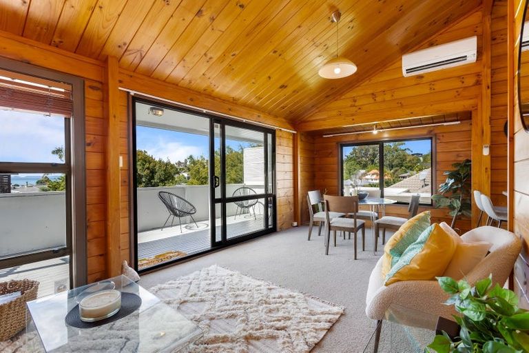Photo of property in 58b William Bayes Place, Red Beach, 0932