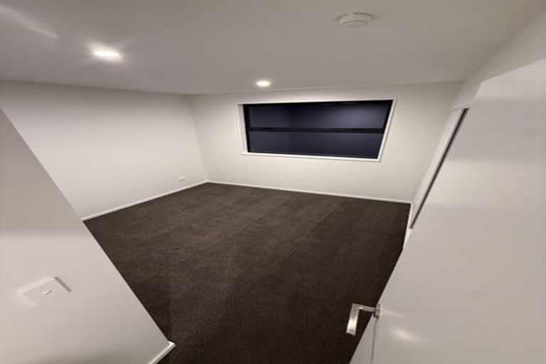 Photo of property in 8b Main Road North, Woodend, 7610