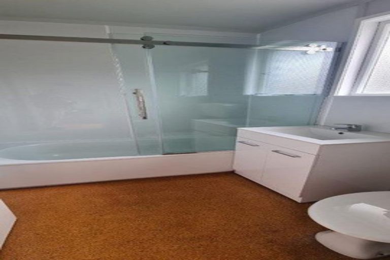 Photo of property in 271u4 River Road, Claudelands, Hamilton, 3214