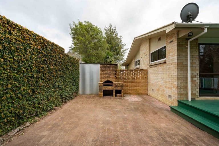 Photo of property in 28 Barrie Crescent, Silverdale, Hamilton, 3216